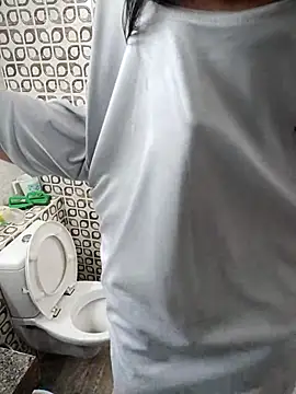 Snapshot of alex78265 chatting on 10/26/25, 05:46 alex78265 online show from 10/26/25, 05:46