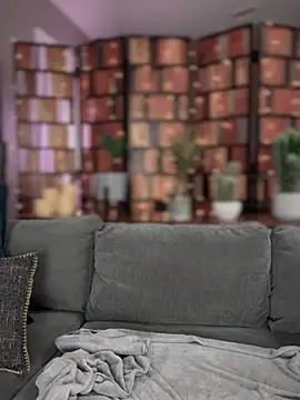 Fiona Kent  online show from 01/19/25, 02:57