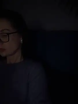 Fiona Kent  online show from 02/12/25, 03:07