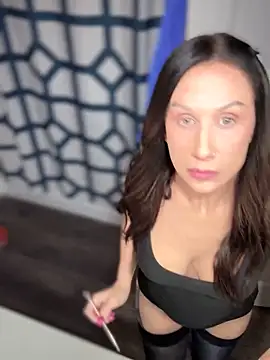 Fiona Kent  online show from 03/02/25, 12:31