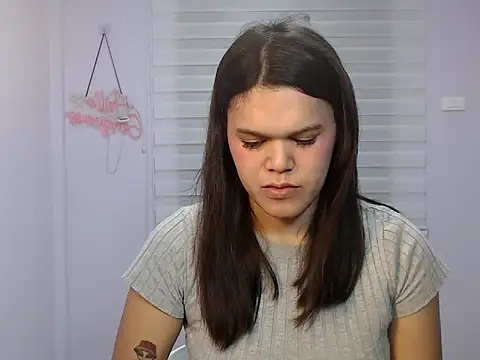 Snapshot of Miss_Ivanawolf chatting on 11/08/25, 11:43 Miss Ivanawolf online show from 11/08/25, 11:43