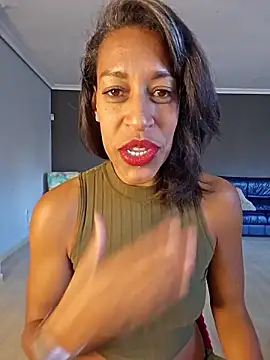 Goldenlace online show from 11/17/25, 09:48