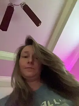 Vivian MayXxX online show from 10/23/25, 08:18