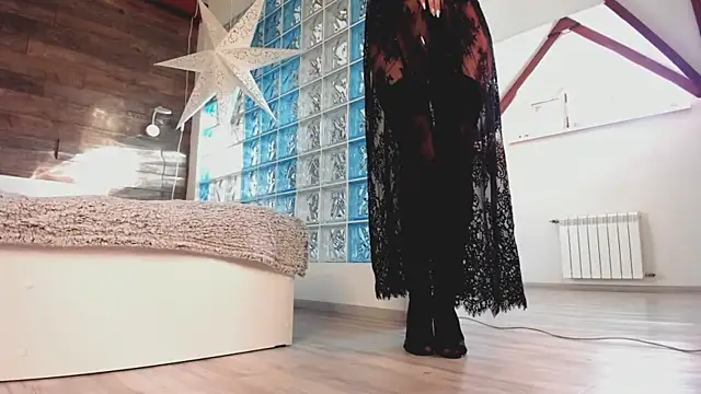 Snapshot of AzaliaSwallows chatting on 02/28/25, 01:36 AzaliaSwallows online show from 02/28/25, 01:36