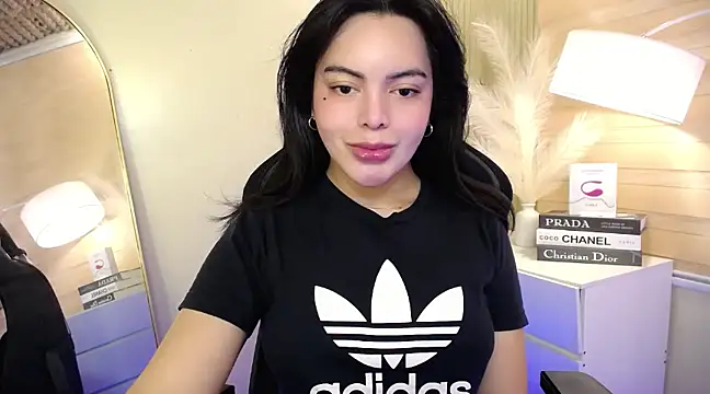 Snapshot of HotstuffCherrySummer chatting on 12/27/24, 04:26 HotstuffCherrySummer online show from 12/27/24, 04:26