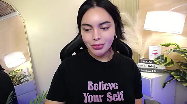 Snapshot of HotstuffCherrySummer chatting on 01/09/25, 09:27 HotstuffCherrySummer online show from 01/09/25, 09:27