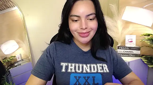 Snapshot of HotstuffCherrySummer chatting on 01/10/25, 09:44 HotstuffCherrySummer online show from 01/10/25, 09:44