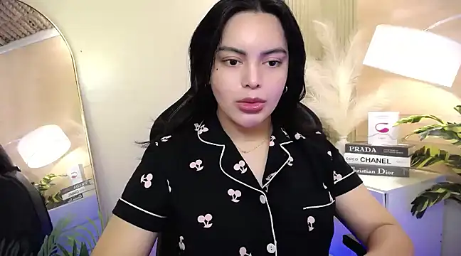 Snapshot of HotstuffCherrySummer chatting on 01/11/25, 05:52 HotstuffCherrySummer online show from 01/11/25, 05:52