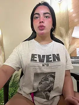 Snapshot of HotstuffCherrySummer chatting on 01/22/25, 07:03 HotstuffCherrySummer online show from 01/22/25, 07:03