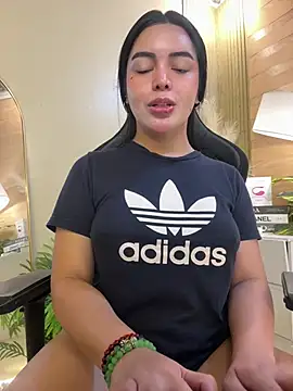 Snapshot of HotstuffCherrySummer chatting on 02/08/25, 06:54 HotstuffCherrySummer online show from 02/08/25, 06:54