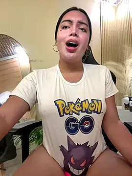 Snapshot of HotstuffCherrySummer chatting on 11/15/25, 08:11 HotstuffCherrySummer online show from 11/15/25, 08:11