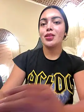 Snapshot of HotstuffCherrySummer chatting on 11/17/25, 08:20 HotstuffCherrySummer online show from 11/17/25, 08:20