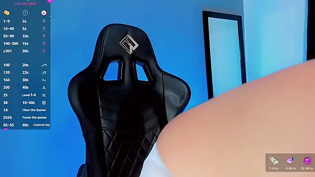 Snapshot of Thomas_chubbyxhot chatting on 01/08/25, 11:32 Thomas chubbyxhot online show from 01/08/25, 11:32