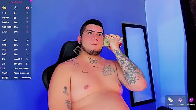 Snapshot of Thomas_chubbyxhot chatting on 01/12/25, 04:50 Thomas chubbyxhot online show from 01/12/25, 04:50