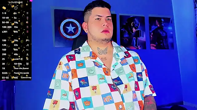 Snapshot of Thomas_chubbyxhot chatting on 02/22/25, 03:23 Thomas chubbyxhot online show from 02/22/25, 03:23