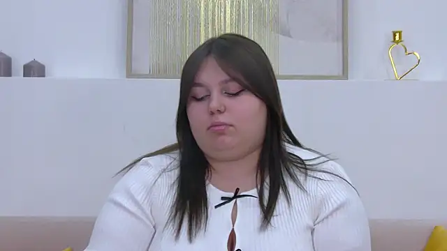 Snapshot of LillianKim chatting on 01/19/25, 09:45 LillianKim online show from 01/19/25, 09:45