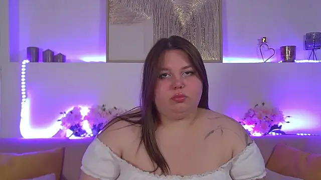 Snapshot of LillianKim chatting on 02/17/25, 09:41 LillianKim online show from 02/17/25, 09:41