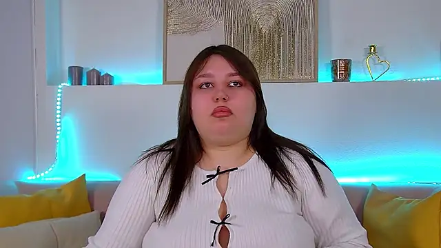 Snapshot of LillianKim chatting on 03/03/25, 06:44 LillianKim online show from 03/03/25, 06:44