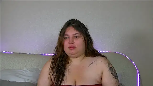 Snapshot of LillianKim chatting on 09/29/25, 06:46 LillianKim online show from 09/29/25, 06:46