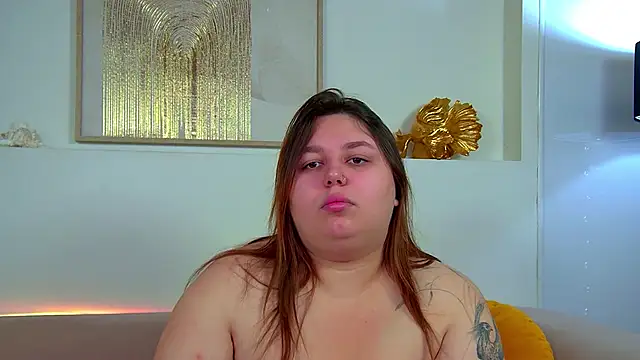 Snapshot of LillianKim chatting on 10/19/25, 06:47 LillianKim online show from 10/19/25, 06:47