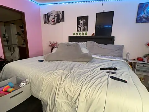 AngelSinz69 online show from 11/20/25, 01:17