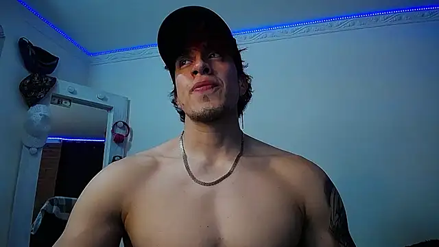 strongboy  online show from 01/29/25, 11:04