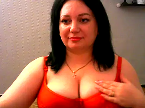 AmanaGi online show from 02/05/25, 04:47