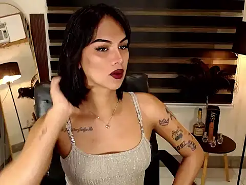 SarahAmber online show from 10/14/25, 06:03