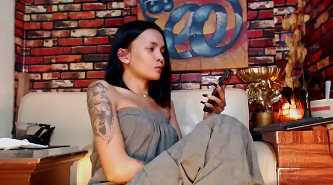 Snapshot of juicyCOCKeva chatting on 12/16/24, 05:17 juicyCOCKeva online show from 12/16/24, 05:17