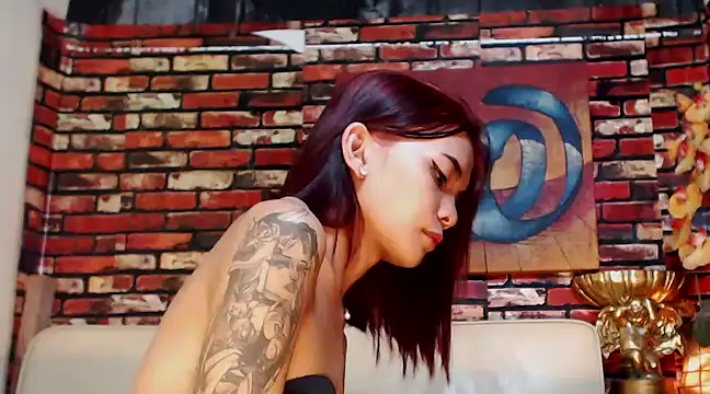 Snapshot of juicyCOCKeva chatting on 01/14/25, 05:51 juicyCOCKeva online show from 01/14/25, 05:51