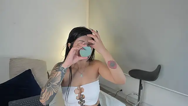 Cilie lee online show from 02/05/25, 01:22