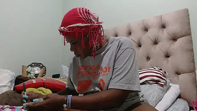 Snapshot of caramelqueen11 chatting on 01/21/25, 11:55 caramelqueen11 online show from 01/21/25, 11:55