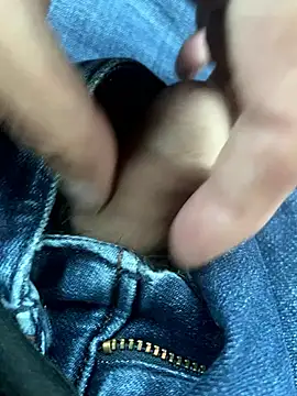 Snapshot of Perwers_41 chatting on 09/16/25, 04:41 Perwers 41 online show from 09/16/25, 04:41