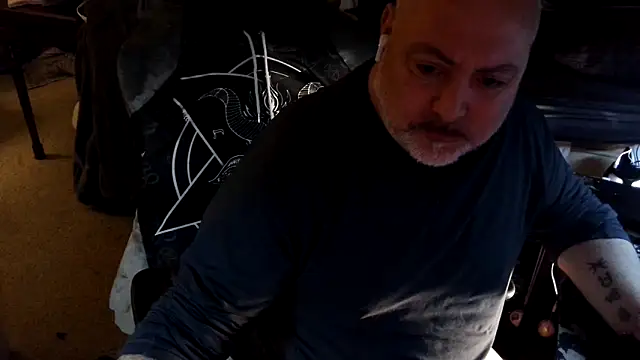 Snapshot of Drake_DVamp chatting on 09/11/25, 10:15 Drake DVamp online show from 09/11/25, 10:15