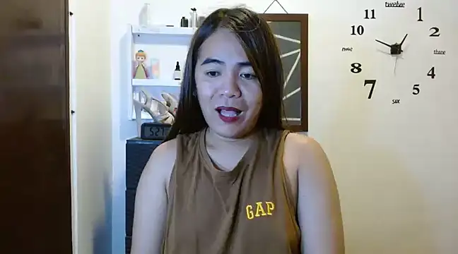 Snapshot of IvanaSuck_Cock chatting on 12/11/24, 09:23 IvanaSuck Cock online show from 12/11/24, 09:23