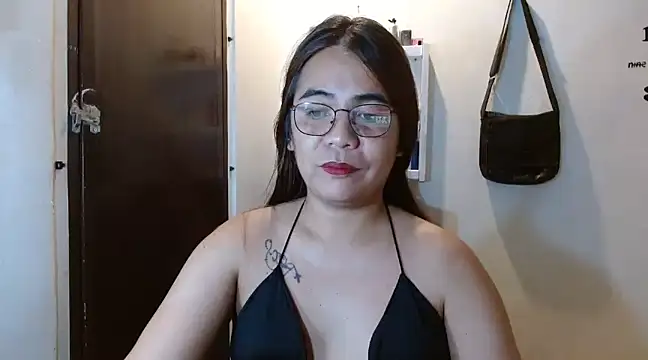 Snapshot of IvanaSuck_Cock chatting on 12/14/24, 12:33 IvanaSuck Cock online show from 12/14/24, 12:33