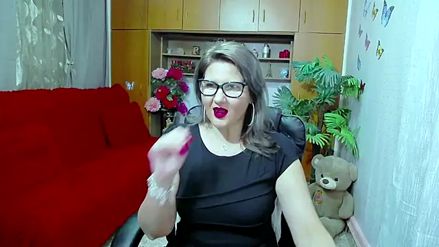 Snapshot of LucilleFenlys chatting on 12/07/24, 10:28 LucilleFenlys online show from 12/07/24, 10:28