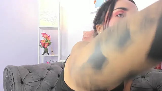 Snapshot of miss_soffi_ chatting on 12/05/24, 03:17 miss soffi online show from 12/05/24, 03:17