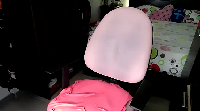 Snapshot of Hana___ chatting on 03/07/25, 05:49 Hana online show from 03/07/25, 05:49