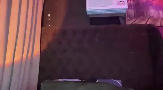 Snapshot of Lo_la_69 chatting on 12/20/24, 05:47 Lo la 69 online show from 12/20/24, 05:47