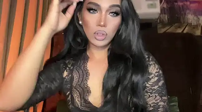 Snapshot of Lo_la_69 chatting on 01/02/25, 11:49 Lo la 69 online show from 01/02/25, 11:49