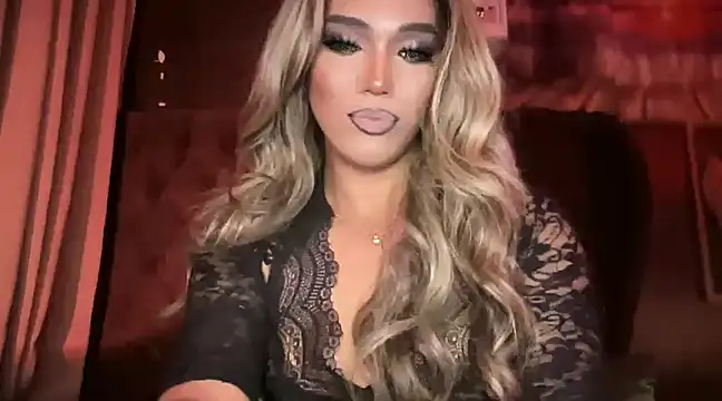 Snapshot of Lo_la_69 chatting on 01/10/25, 10:50 Lo la 69 online show from 01/10/25, 10:50