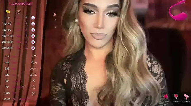 Snapshot of Lo_la_69 chatting on 02/02/25, 02:59 Lo la 69 online show from 02/02/25, 02:59