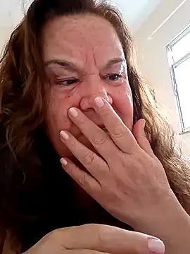 Yaya Mineira online show from 01/08/25, 12:58