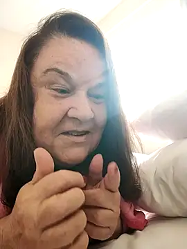 Yaya Mineira online show from 03/16/25, 03:39