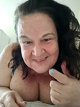 Yaya Mineira online show from 10/19/25, 05:57