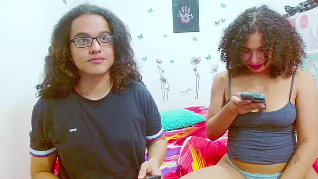 Kami chigiri21 online show from 03/10/25, 12:18