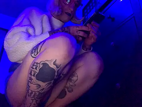 Kik SickSlut88 online show from 10/25/25, 02:35