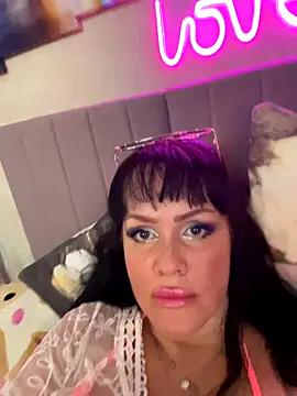 Lolaley2 online show from 10/11/25, 06:45