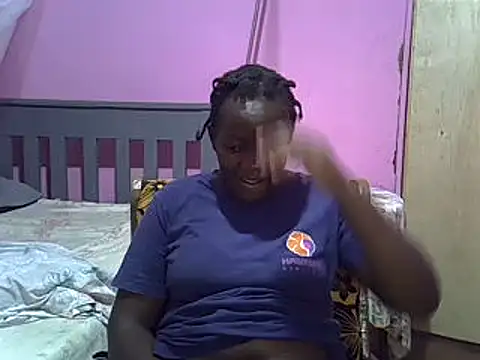 Snapshot of Ebonyceline chatting on 01/22/25, 09:35 Ebonyceline online show from 01/22/25, 09:35
